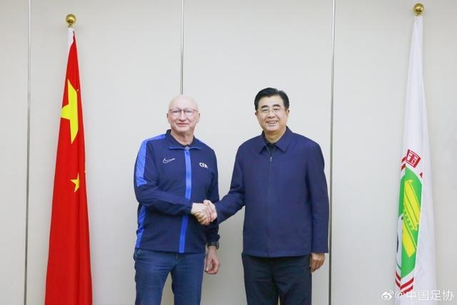 雷竞技官网-比利时人克瑞斯再度出任中国足协技术总监